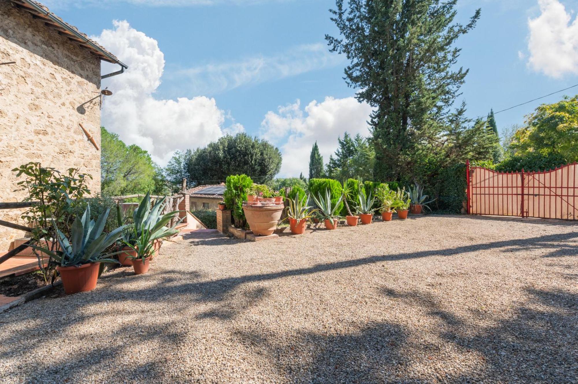 Antico Podere Il Bugnolo Poggibonsi Exterior foto
