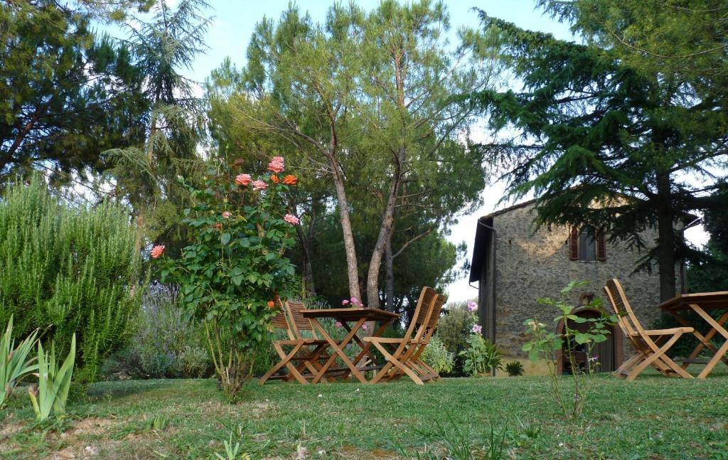 Antico Podere Il Bugnolo Poggibonsi Exterior foto